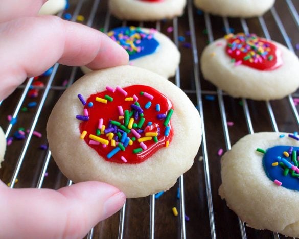 Thumbprint cookies with icing-0225