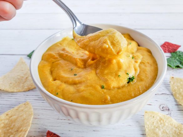 Vegan Cashew Queso