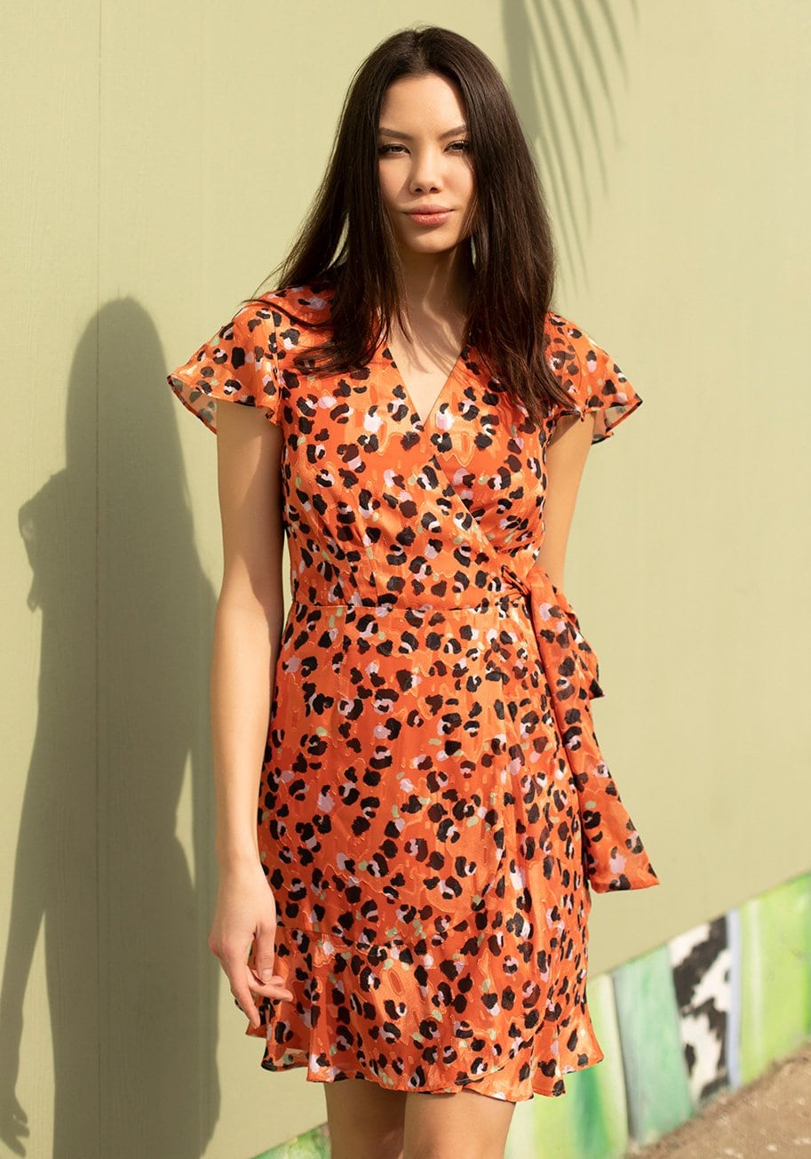 15-flattering-summer-dresses-for-a-big-bust-and-tummy-that-you-will-love