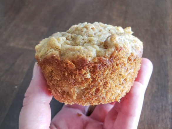 Sour Cream Apple Muffins