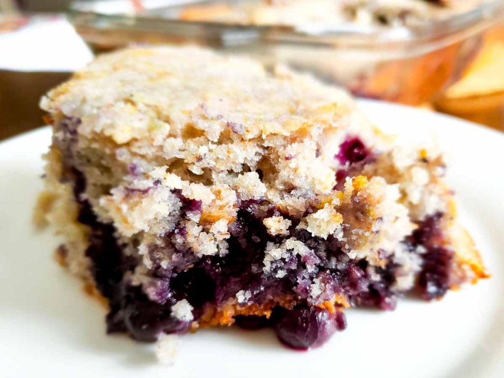 Easy Blueberry Breakfast Cake