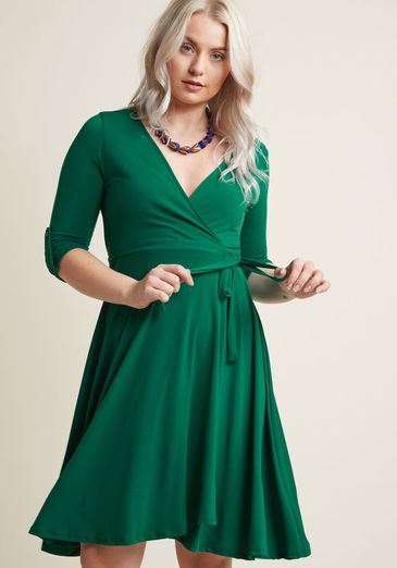 dresses for ladies with large bust
